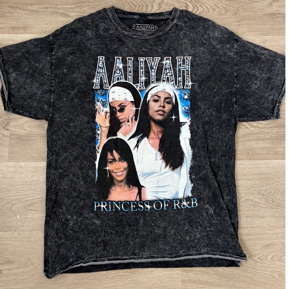 Aaliyah Princess of R&B Graphic Tee Acid Wash Charcoal Grey Cotton T-Shirt Large